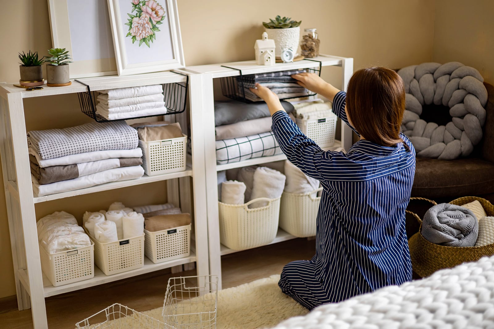 Learn how to organize your Riverside apartment better.